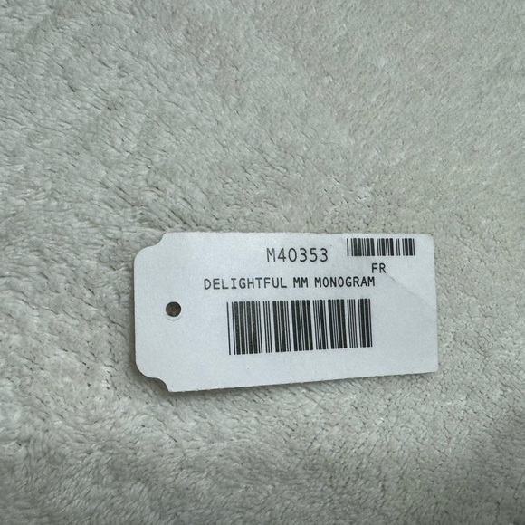 Authentic Delightful MM - Picture 12 of 12